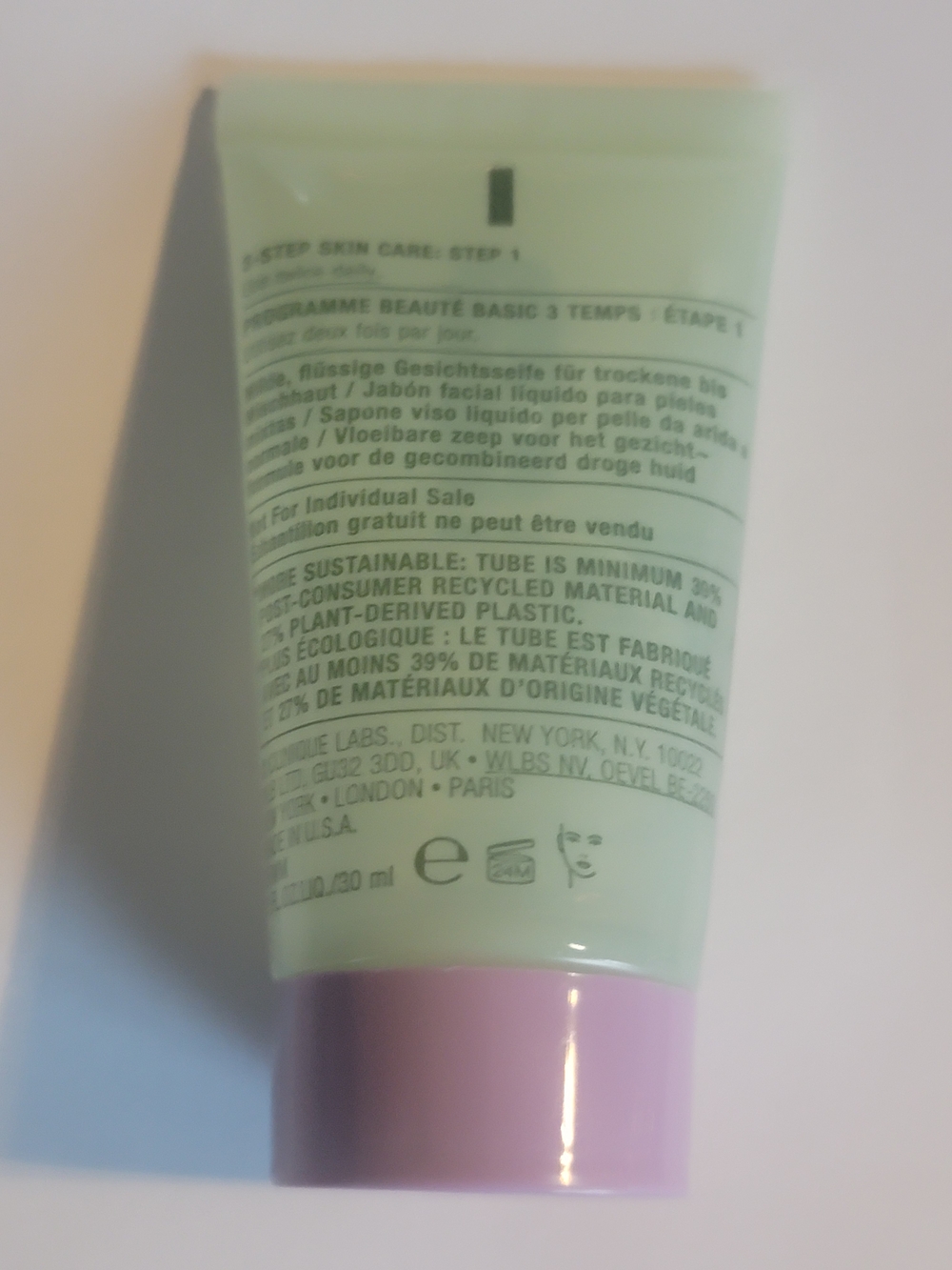 Clinique All About Clean Liquid Facial Soap - Mint Green with Lavender Cap - Picture 4 of 4